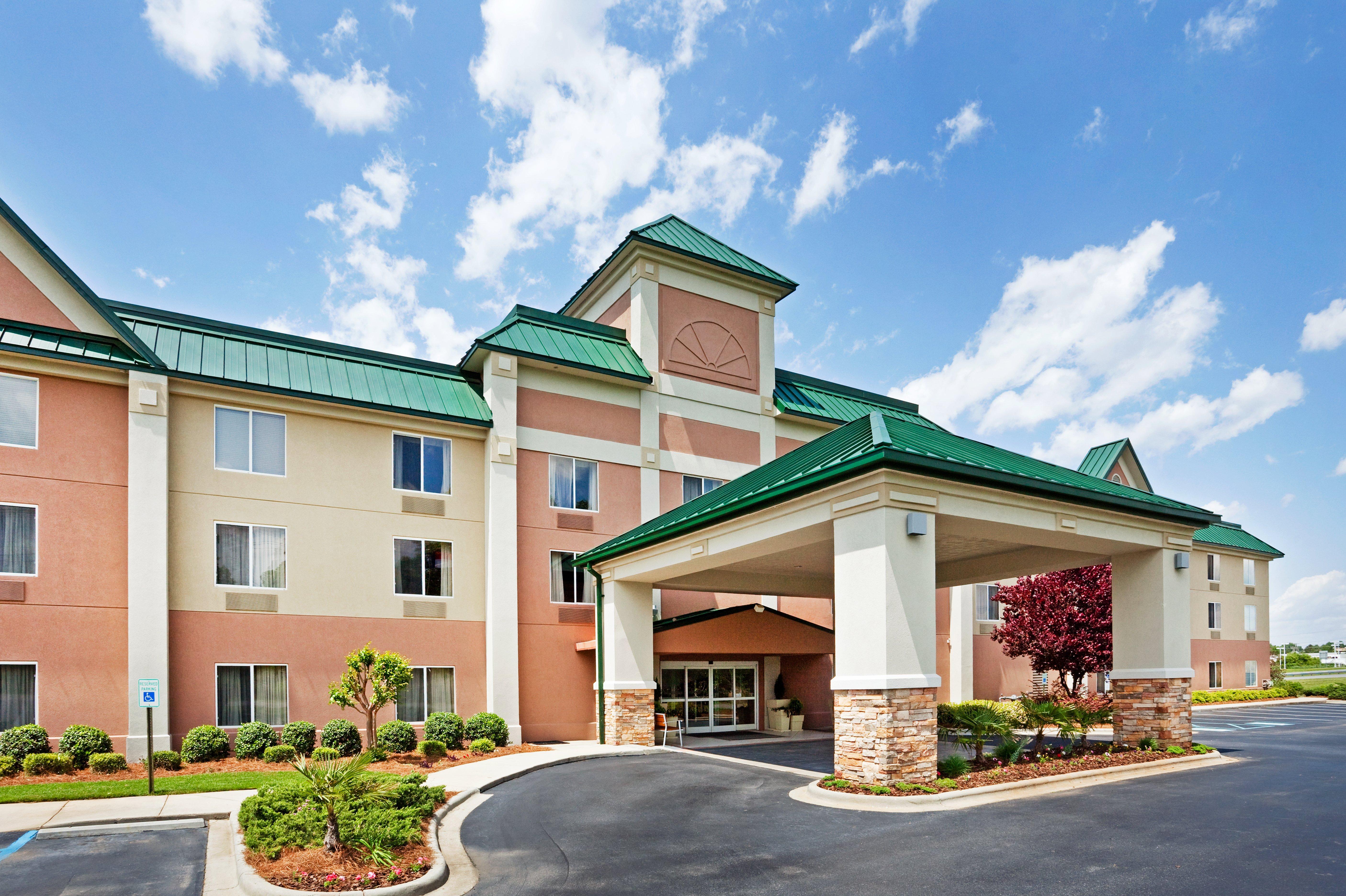 Holiday Inn Express & Suites Kings Mountain - Shelby Area, An Ihg Hotel Exterior photo